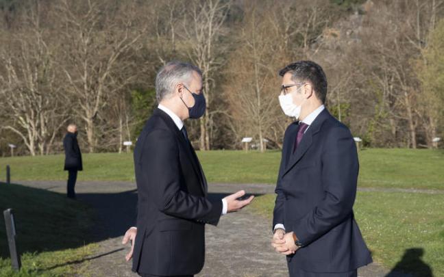 Urkullu y Bolaños han compartido su pesar por la ofensiva bélica de Rusia en Ucrania