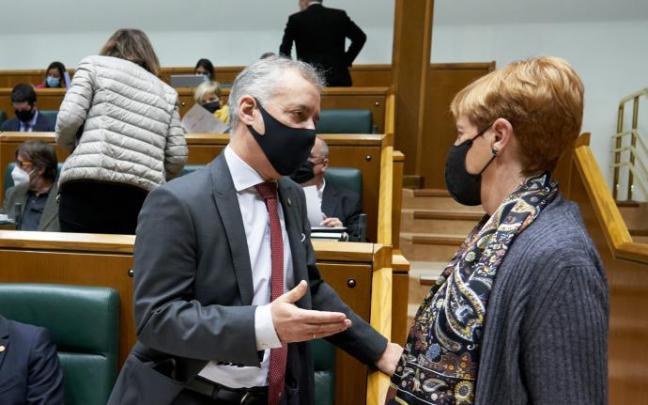El lehendakari, Iñigo Urkullu, y la consejera Arantxa Tapia El lehendakari, Iñigo Urkullu, y la consejera Arantxa Tapia