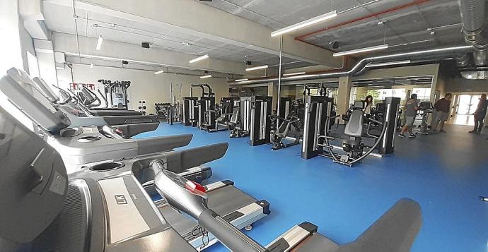 Sala de cardio y musculación.