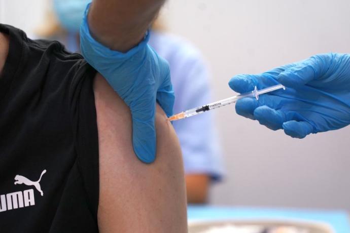 Osakidetza abrirá el martes la cita vacunar a niños de entre 9 y 11 años