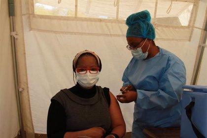 Vacunación contra la Covid en Zimbabue