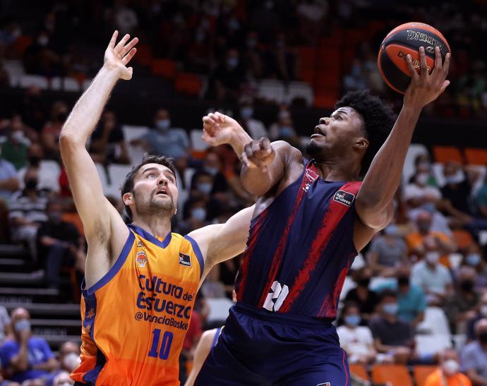 Partido entre Valencia y Baskonia