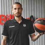 Valentin Bigote, durante su presentación en Miribilla.