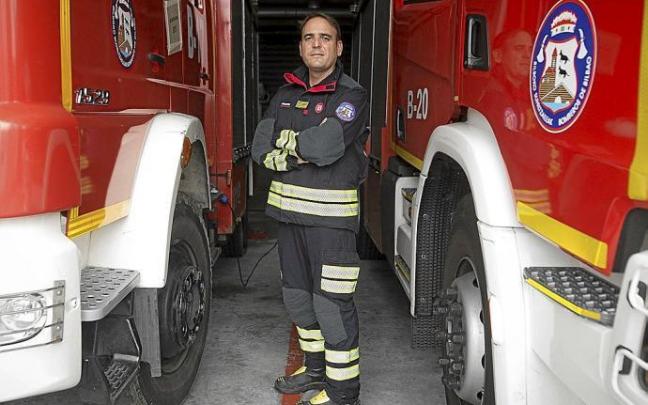 "Es la experiencia más potente que he vivido en mi carrera", reconoce el experimentado bombero Ignacio Garcia Urquizo "Es la experiencia más potente que he vivido en mi carrera", reconoce el experimentado bombero Ignacio Garcia Urquizo