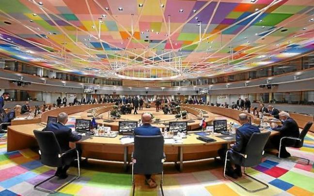 Imagen de una reunión de presidentes y primeros ministros de la Unión Europea.