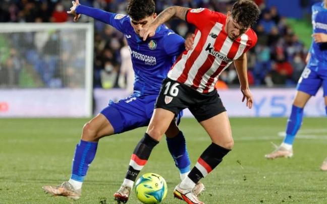 Unai Vencedor durante un partido esta temporada.