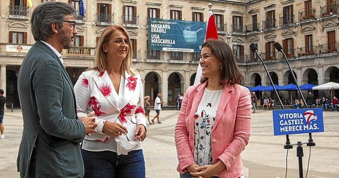 “Vitoria está abandonada, triste y sin planes de futuro; no podemos perder ni un minuto más”Ainhoa DomaicaPortavoz del PP en Gasteiz