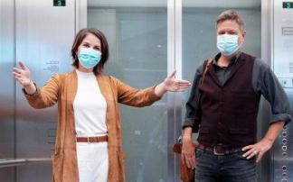Los líderes de Los Verdes Annalena Baerbock y Robert Habeck Los líderes de Los Verdes Annalena Baerbock y Robert Habeck