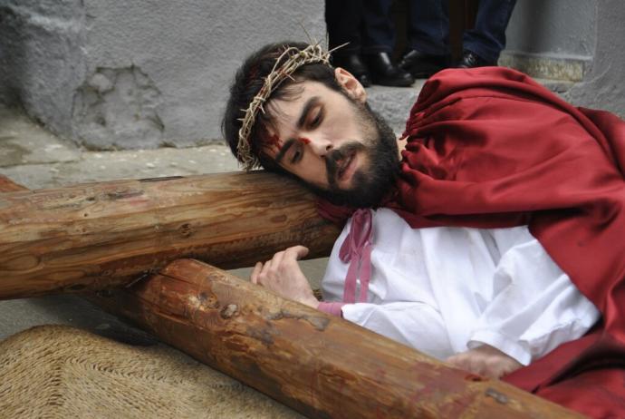 Representación de un vía crucis.