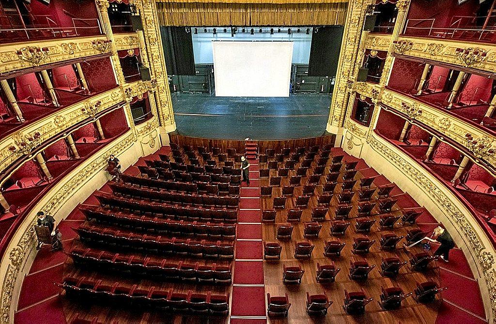 Escenario del Teatro Victoria Eugenia