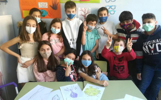 Algunos de los alumnos adrianeses artífices de la creación del videojuego 'Virus Total War' Algunos de los alumnos adrianeses artífices de la creación del videojuego 'Virus Total War'