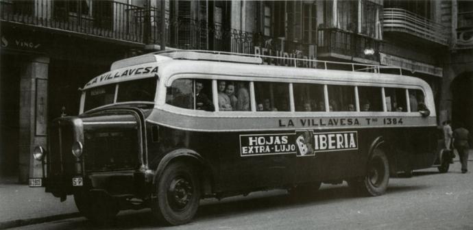 Cuando la villavesa paraba en la Plaza del Castillo