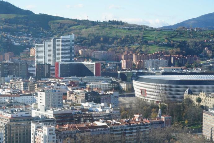 Vista aérea de Bilbao y San Mamés