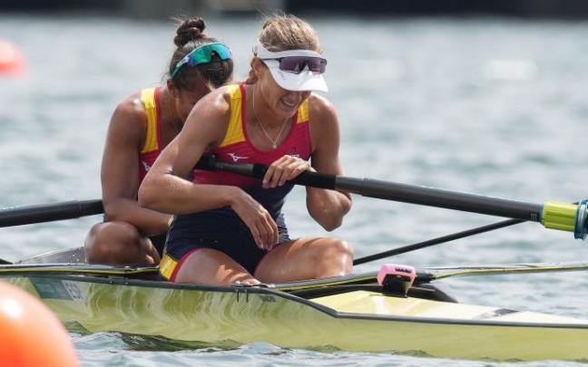 Virginia Díaz y Aina Cid tras obtener el sexto puesto en la final de dos sin timonel Virginia Díaz y Aina Cid tras obtener el sexto puesto en la final de dos sin timonel