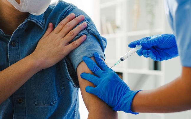 Sanidad ya ha anunciado la compra de vacunas para afrontar la viruela del mono.