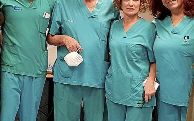 Amat, Torres y las enfermeras Beltrán de Heredia y Romero. Foto: Vithas