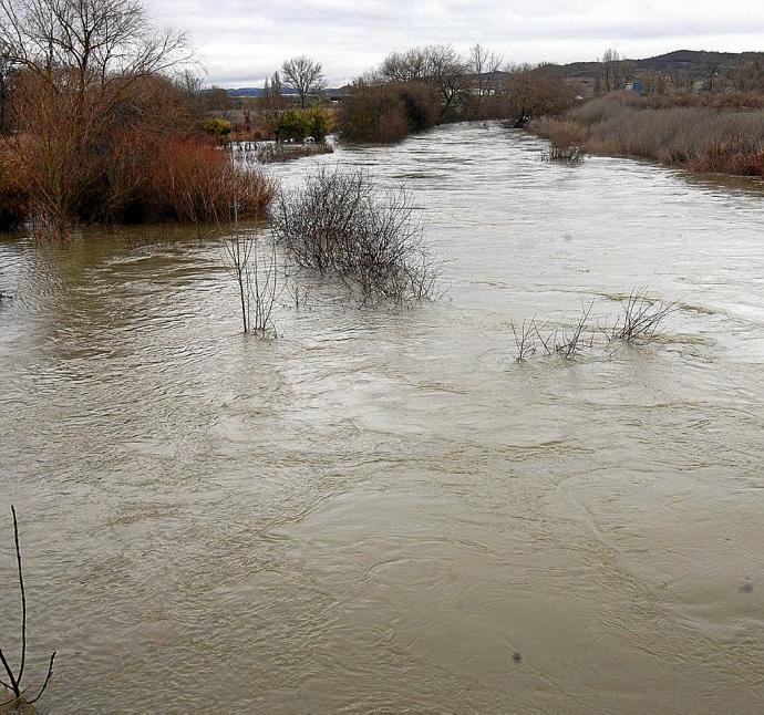 Desbordamiento del río Zadorra. Foto: Alex Larretxi