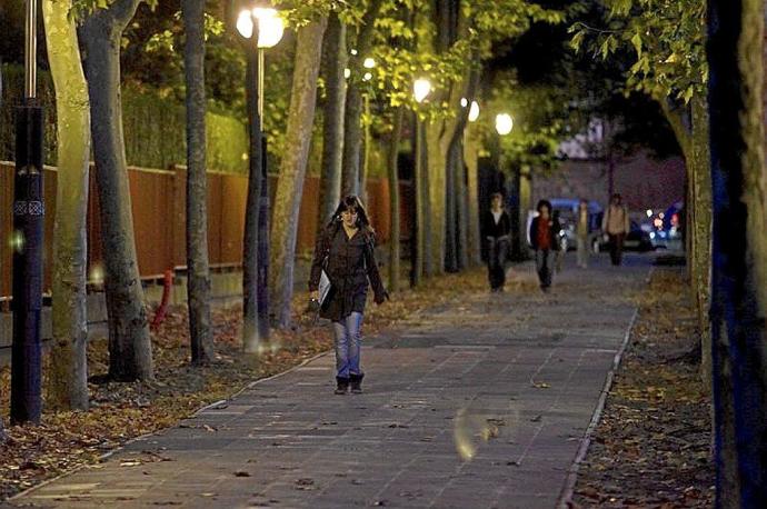 De noche, en las inmediaciones del parque de Gazalbide. Foto: DNA
