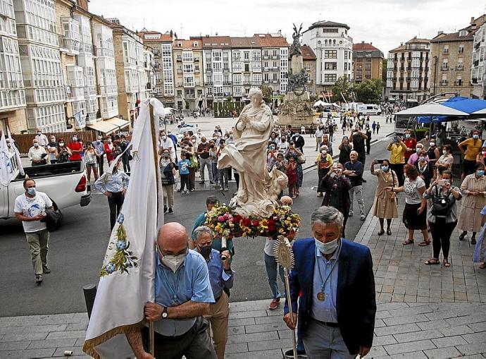 Vitoria recibe a la Virgen de Éfeso