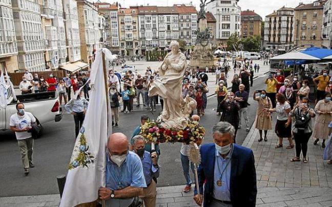 Vitoria recibe a la Virgen de Éfeso
