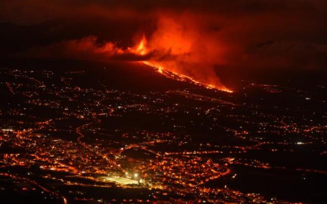 La duración de la erupción dependerá de la cantidad de magma que se ha acumulado en "reservorio" del volcán.