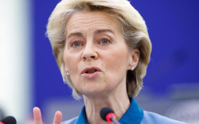 Von der Leyen pide a Putin que no elija la guerra abogue por l avía diplomática para solucionar la crisis