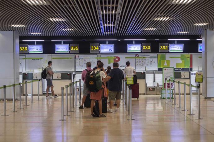 A partir del martes quedarán suspendidos los vuelos entre el Estado español y Sudáfrica y Botsuana.