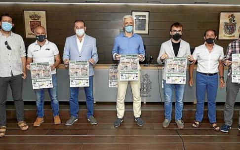 De izq a dcha: Mikel Oteiza, Carlos Mañeru, Jaime Samaniego, Juan Tomás Apezetxea, Ander Carrascón, Juanjo Vizcay y Edorta Belzunegi.