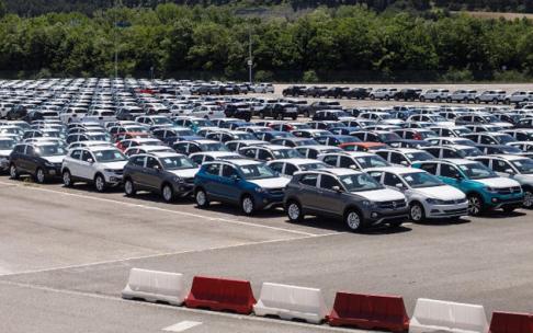 Campa de expediciones de Volkswagen Navarra.