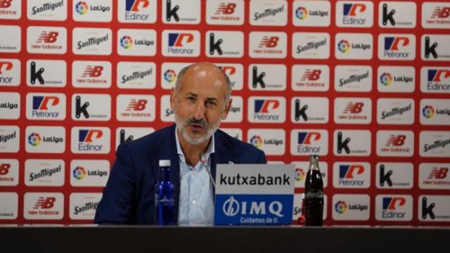 Aitor Elizegi, durante la rueda de prensa. Aitor Elizegi, durante la rueda de prensa.