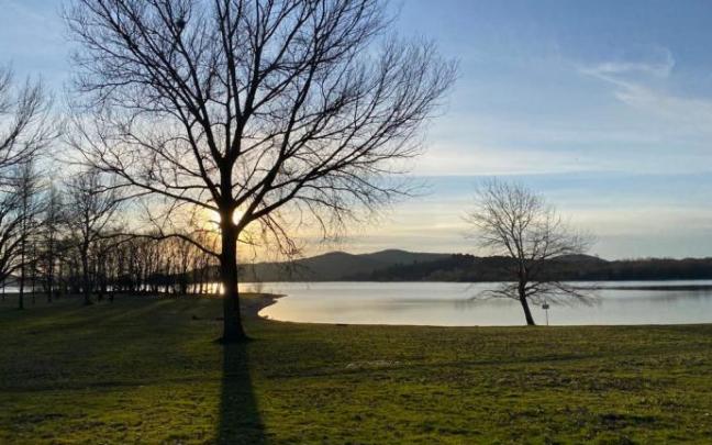 El pantano de Landa en Vitoria. El pantano de Landa en Vitoria.