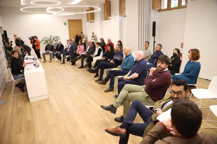 Chivite, durante la Conferencia de Diálogo entre el Gobierno foral y las entidades locales