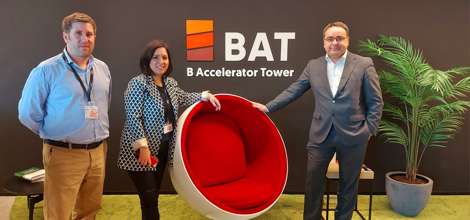 Eriz Sainz, Director de BAT, Olatz Goitia, Directora General de Beaz y Oscar Ugarte, Director Gerente de Seed Capital