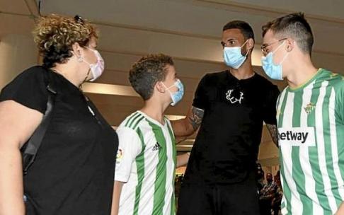 Willian José ya está en Sevilla