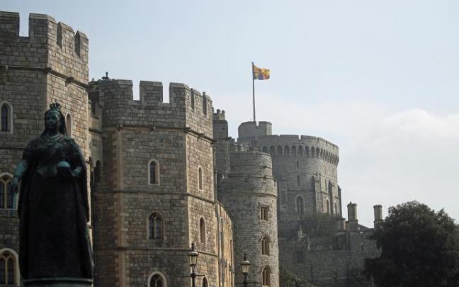 Exterior del castillo de Windsor. Exterior del castillo de Windsor.