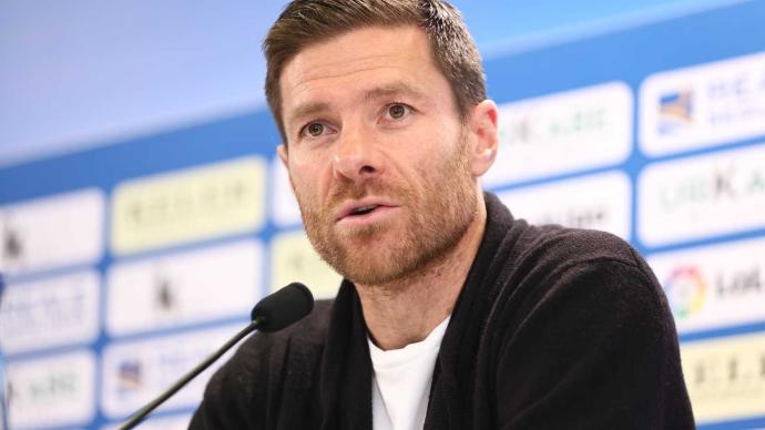 Xabi Alonso, durante su rueda de prensa de hoy en Zubieta.