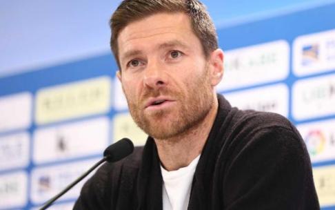 Xabi Alonso, durante su rueda de prensa de hoy en Zubieta. Xabi Alonso, durante su rueda de prensa de hoy en Zubieta.