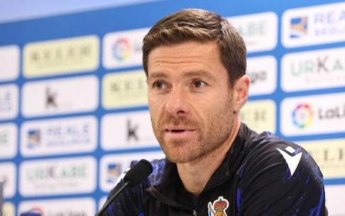 Xabi Alonso, en la rueda de prensa. Xabi Alonso, en la rueda de prensa.