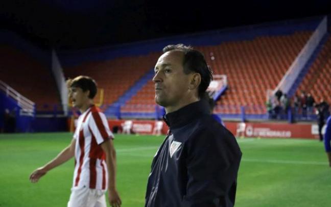 Joseba Etxeberria, en un partido con el Bilbao Athletic Joseba Etxeberria, en un partido con el Bilbao Athletic