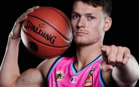 Yanni Wetzell llegaría al Baskonia hasta el final de temporada con opción a una más Yanni Wetzell llegaría al Baskonia hasta el final de temporada con opción a una más
