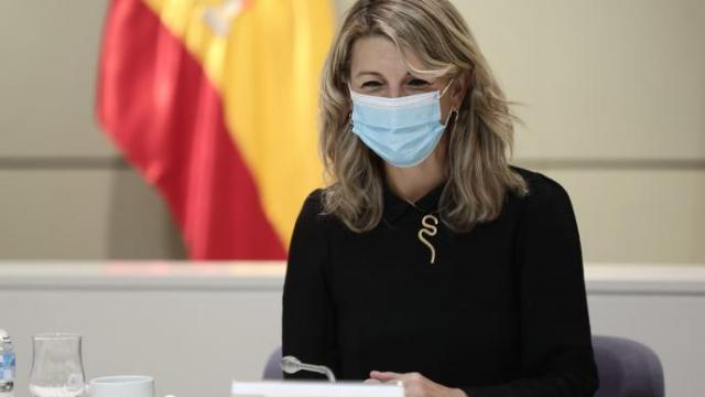 Yolanda Díaz, durante una reunión para la derogación de la reforma laboral.