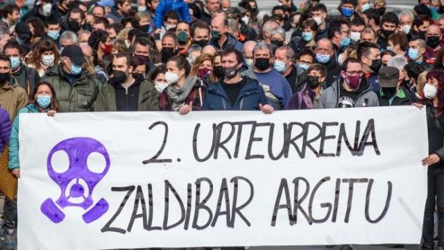 Centenares de personas han participado en la marcha