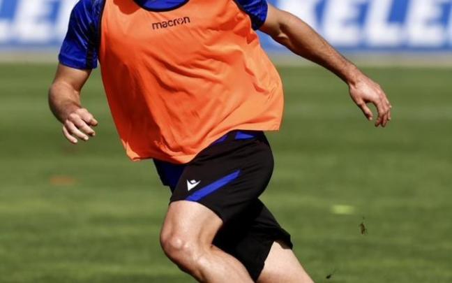 Joseba Zaldua, durante el entrenamiento de este martes en Zubieta. Joseba Zaldua, durante el entrenamiento de este martes en Zubieta.
