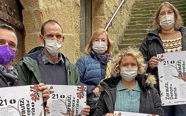 Representantes del Ayuntamiento en la presentación. Foto: N.G.