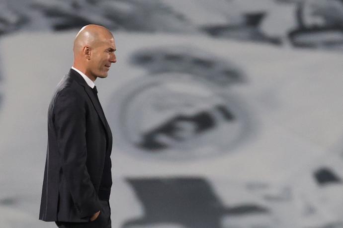 Zidane, durante un partido en Valdebebas.