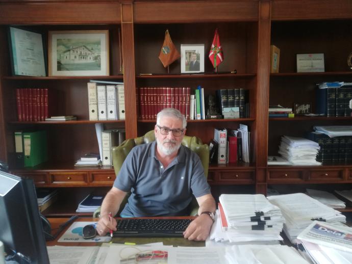 Iñigo de Loyola Ortuzar Angulo: "En Zierbena estamos viviendo días con más aglomeraciones que en los Sanfermines"