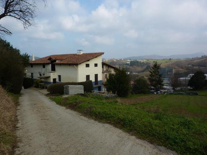 Una de las viviendas de la zona rural de Antondegi.