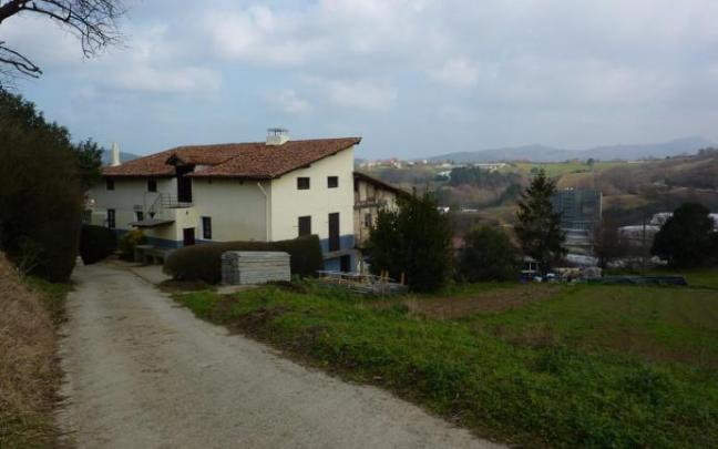 Una de las viviendas de la zona rural de Antondegi.