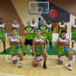 La plantilla del Zornotza posa para DEIA antes de un entrenamiento.