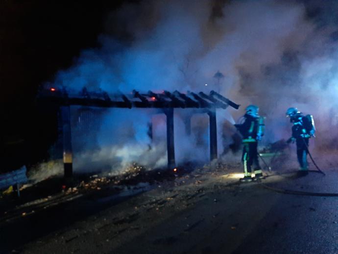 Los Bomberos sofocan las llamas